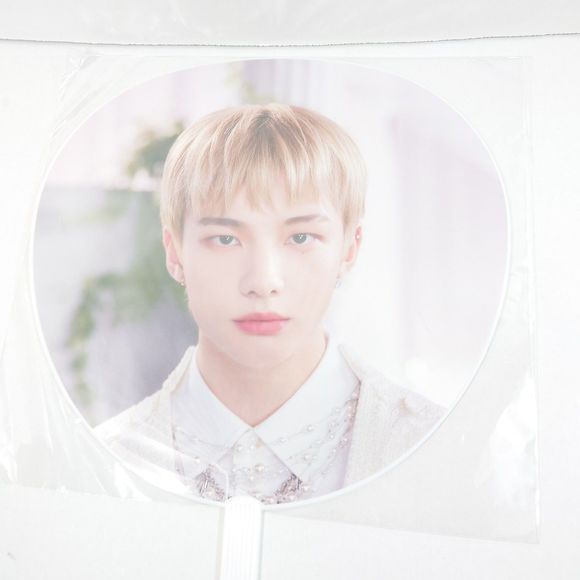 MANIAC ENCORE Japanese Exclusive Stray Kids Picket Hyunjin Ver. - Picture 4 of 12